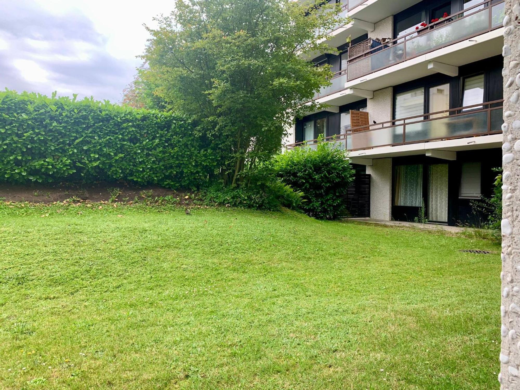 Tt Living Apartment Luebeck I Souterrain Wohnung Mit Terrasse I Naehe Hbf I Kostenlos Parken Exterior foto